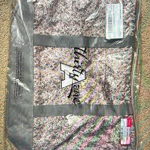 Thirty-One Cinch Tote Tote with Gray Straps